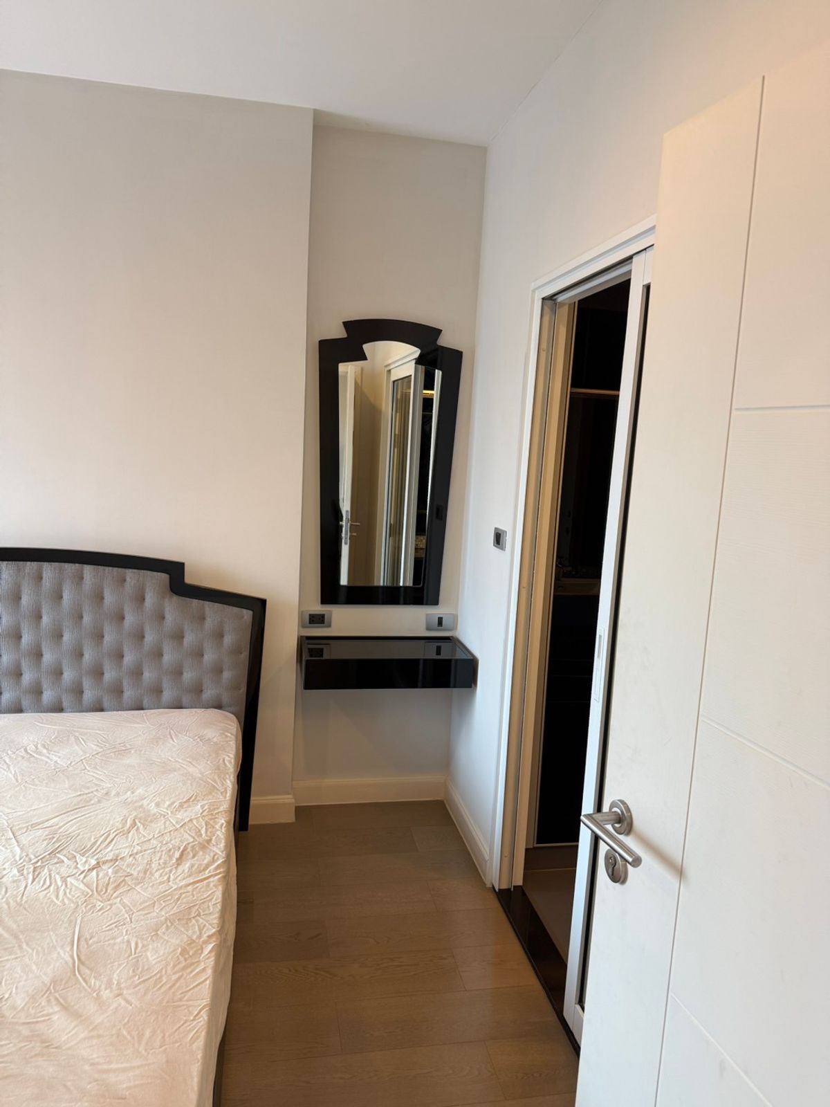 ขายคอนโดสุขุมวิท อโศก ทองหล่อ : ขายคอนโด The Crest Sukhumvit 34 ราคา 6,200,000 บาท [NCs251002]