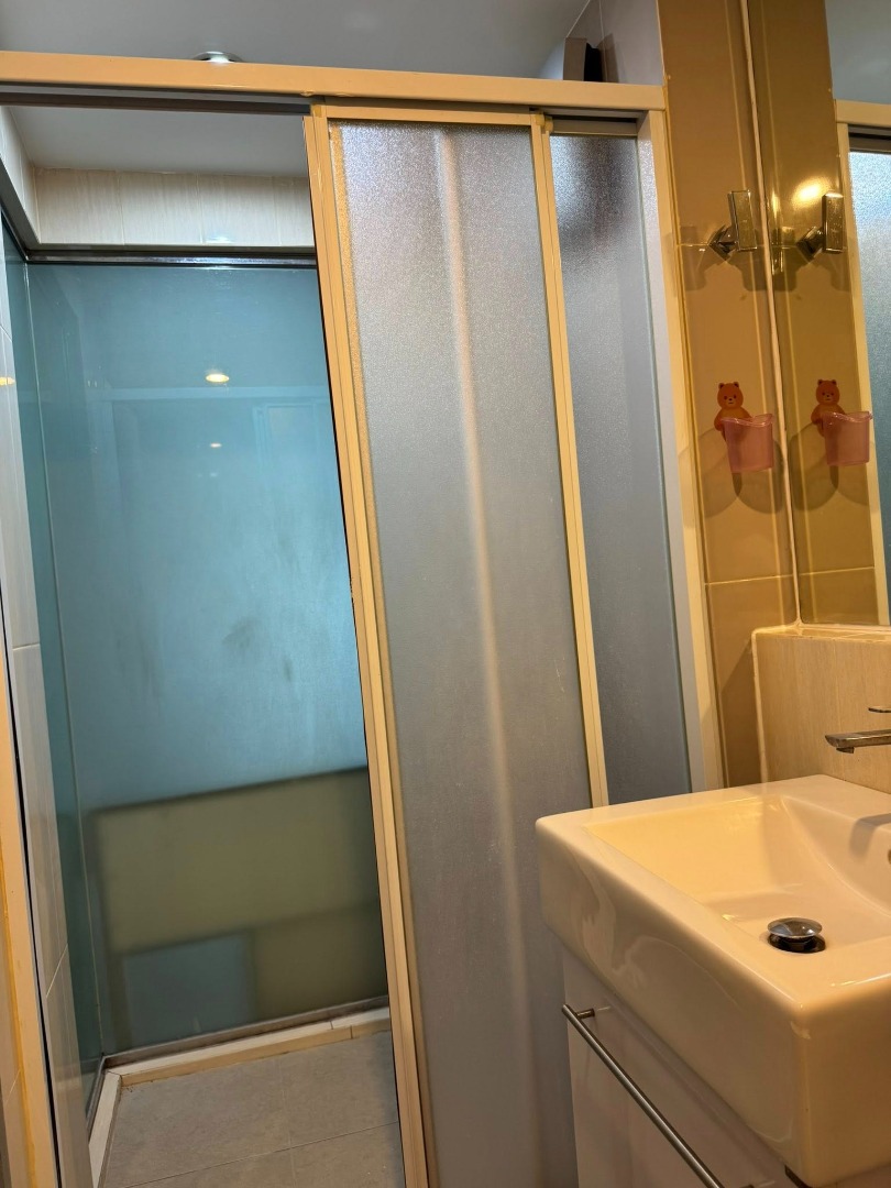 ให้เช่าคอนโดรัชดา ห้วยขวาง : 🔥ให้เช่าด่วน🔥ไลฟ์ รัชดาภิเษก 2ห้องนอน เฟอร์นิเจอร์ครบพร้อมเข้าอยู่ ใกล้ MRT ห้วยขวาง