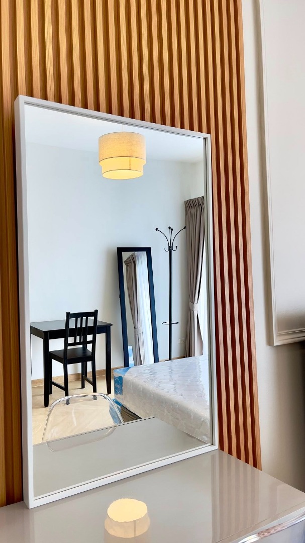 For RentCondoSukhumvit, Asoke, Thonglor : 🔥Urgent for rent🔥Noble Reveal Ekkamai, fully furnished, ready to move in, near BTS Ekkamai.