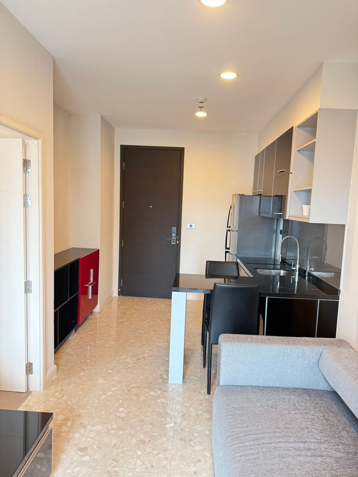 ขายคอนโดสุขุมวิท อโศก ทองหล่อ : ขายคอนโด The Crest Sukhumvit 34 ราคา 6,200,000 บาท [NCs251002]