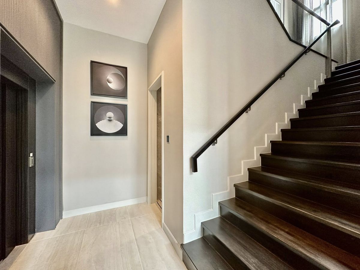 For RentHousePattanakan, Srinakarin : The Gentry phatthanakan 2 for rent 