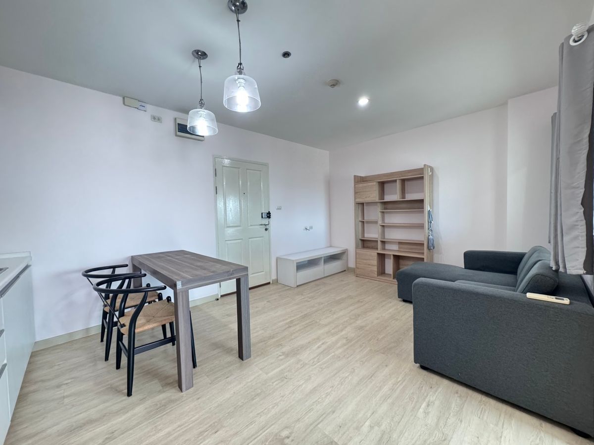 ให้เช่าคอนโดลาดพร้าว เซ็นทรัลลาดพร้าว : ห้องสวย รีโนเวทใหม่ Sym Vipha Ladprao Condo วิวโล่ง ว่างพร้อมให้เช่า