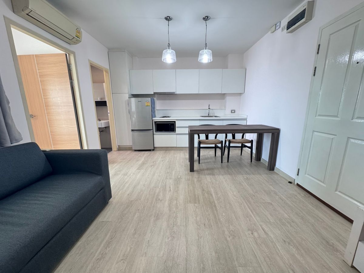 ให้เช่าคอนโดลาดพร้าว เซ็นทรัลลาดพร้าว : ห้องสวย รีโนเวทใหม่ Sym Vipha Ladprao Condo วิวโล่ง ว่างพร้อมให้เช่า