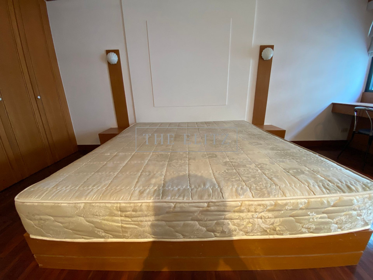 For RentCondoSilom, Saladaeng, Bangrak : ✨ Pipat Place | Beautiful room, peaceful atmosphere Luxury location in Sathorn - Silom, convenient to travel, ready to move in immediately ✔