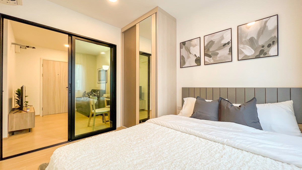 For RentCondoChokchai 4, Ladprao 71, Ladprao 48, : For rent Chewathai Hallmark Ladprao - Chokchai 4 near MRT Chokchai 4, beautiful room, ready to move in.