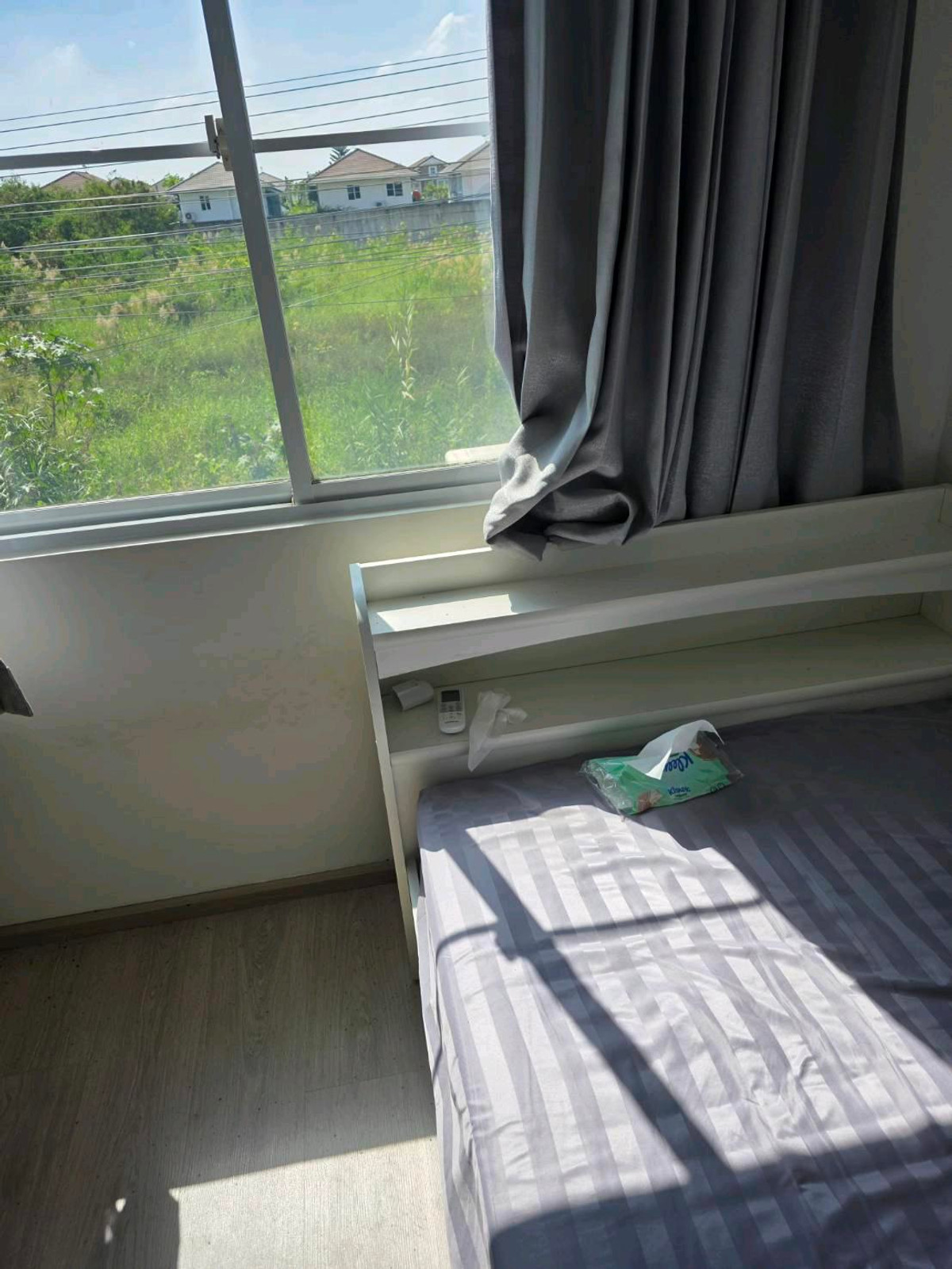 ให้เช่าทาวน์โฮมบางนา แบริ่ง ลาซาล : ทำเลทอง! หลังเมกาบางนา เดินเพียง 2 นาที บ้านว่างพร้อมเข้าอยู่ สามารถนัดดูได้ทุกวัน
อยู่โซนแรก ไม่รอดใต้ทางด่วน 💰 ราคาเช่า : 40,000 บาท/เดือนราคาต่อรองได้