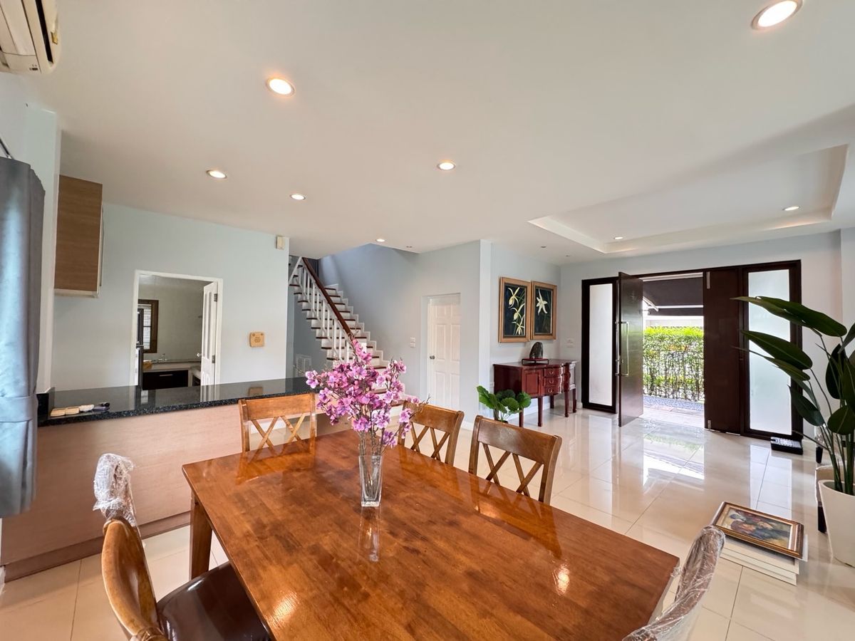 ให้เช่าบ้านบางนา แบริ่ง ลาซาล : 💥ForRent💥4Bed •  Setthasiri Bangna-Wongwaen 🏡 Next to Mega Bangna ‼️ 🐶 Pet Friendly with Big Garden 🌳 Ready to move in ‼️  Fully Furnished ✨