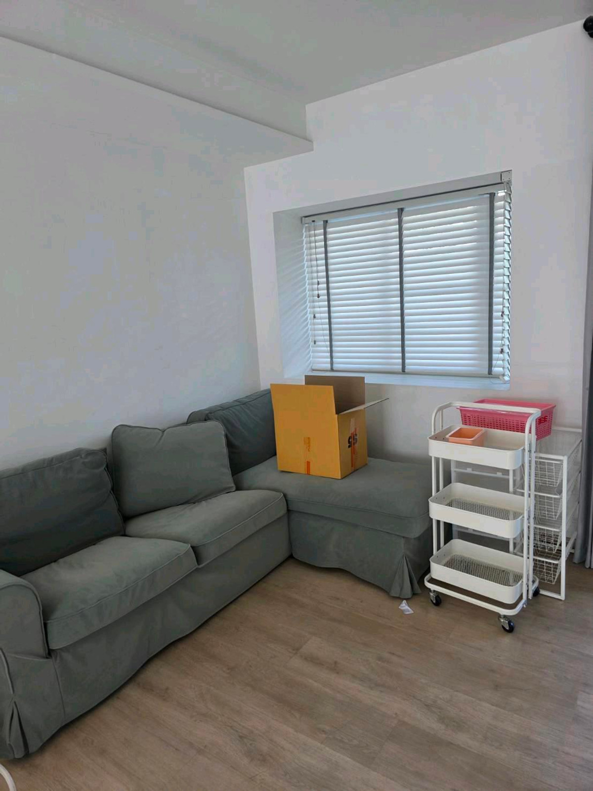 ให้เช่าทาวน์โฮมบางนา แบริ่ง ลาซาล : ทำเลทอง! หลังเมกาบางนา เดินเพียง 2 นาที บ้านว่างพร้อมเข้าอยู่ สามารถนัดดูได้ทุกวัน
อยู่โซนแรก ไม่รอดใต้ทางด่วน 💰 ราคาเช่า : 40,000 บาท/เดือนราคาต่อรองได้