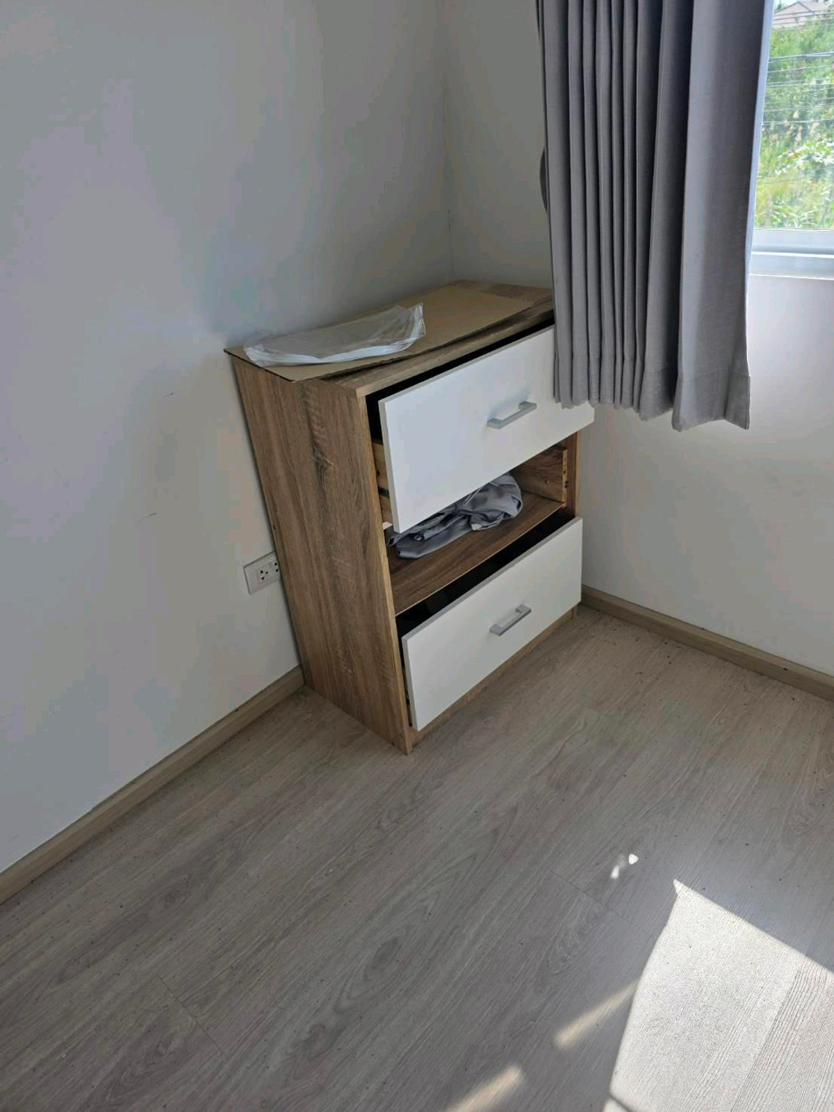 ให้เช่าทาวน์โฮมบางนา แบริ่ง ลาซาล : ทำเลทอง! หลังเมกาบางนา เดินเพียง 2 นาที บ้านว่างพร้อมเข้าอยู่ สามารถนัดดูได้ทุกวัน
อยู่โซนแรก ไม่รอดใต้ทางด่วน 💰 ราคาเช่า : 40,000 บาท/เดือนราคาต่อรองได้