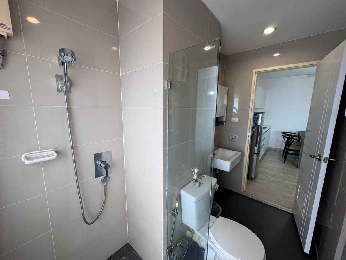 ให้เช่าคอนโดลาดพร้าว เซ็นทรัลลาดพร้าว : ห้องสวย รีโนเวทใหม่ Sym Vipha Ladprao Condo วิวโล่ง ว่างพร้อมให้เช่า