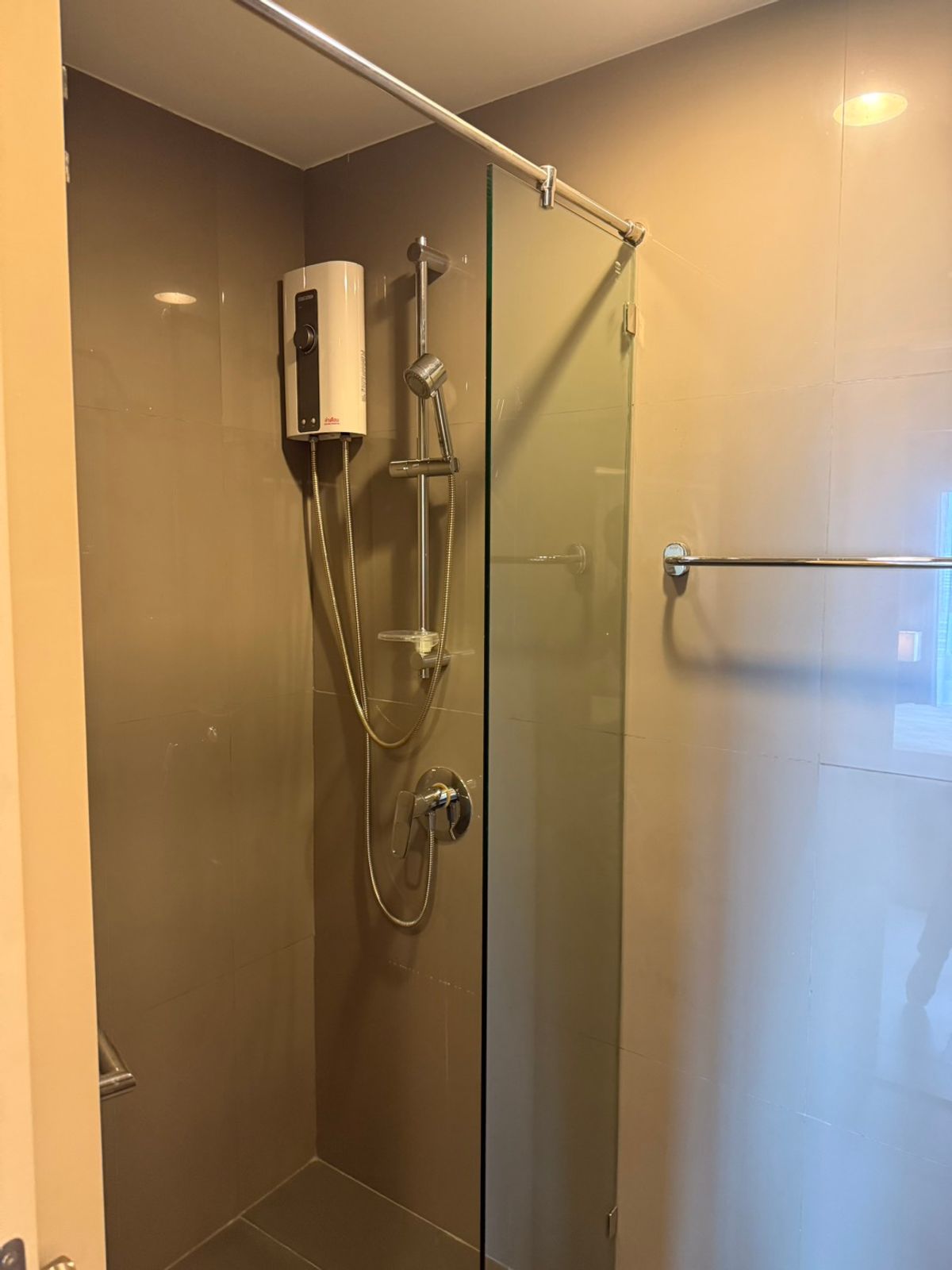 ขายคอนโดสุขุมวิท อโศก ทองหล่อ : ขายคอนโด The Crest Sukhumvit 34 ราคา 6,200,000 บาท [NCs251002]