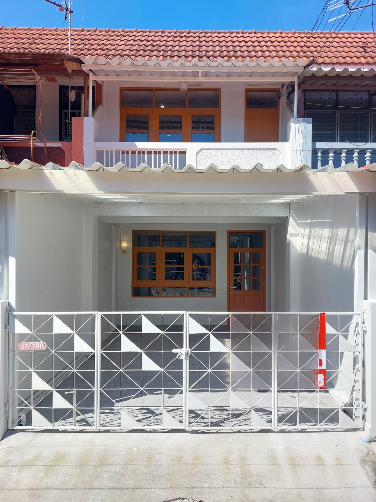 ขายทาวน์โฮมนนทบุรี บางใหญ่ บางบัวทอง : ขายบ้าน  บ้านพระปิ่น 3 MRT-ตลาดบางใหญ่ บางแม่นาง บางใหญ่ นนทบุรี CX-144200