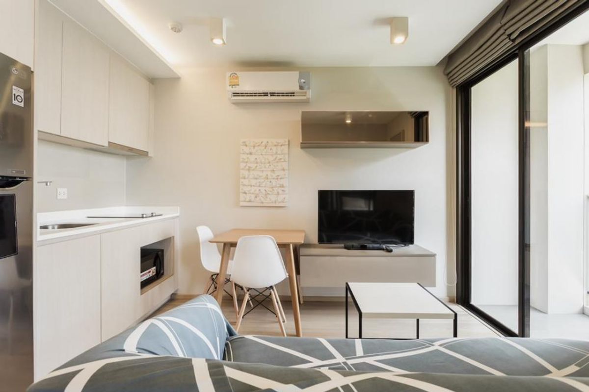 For RentCondoRatchathewi,Phayathai : 🐈‍⬛Pets Friendly 🔥 For Rent Maestro 12 raicathewi 1b1b 27.5SQM. Just 17,800Bath Only Call Khun Aumi 0658209572