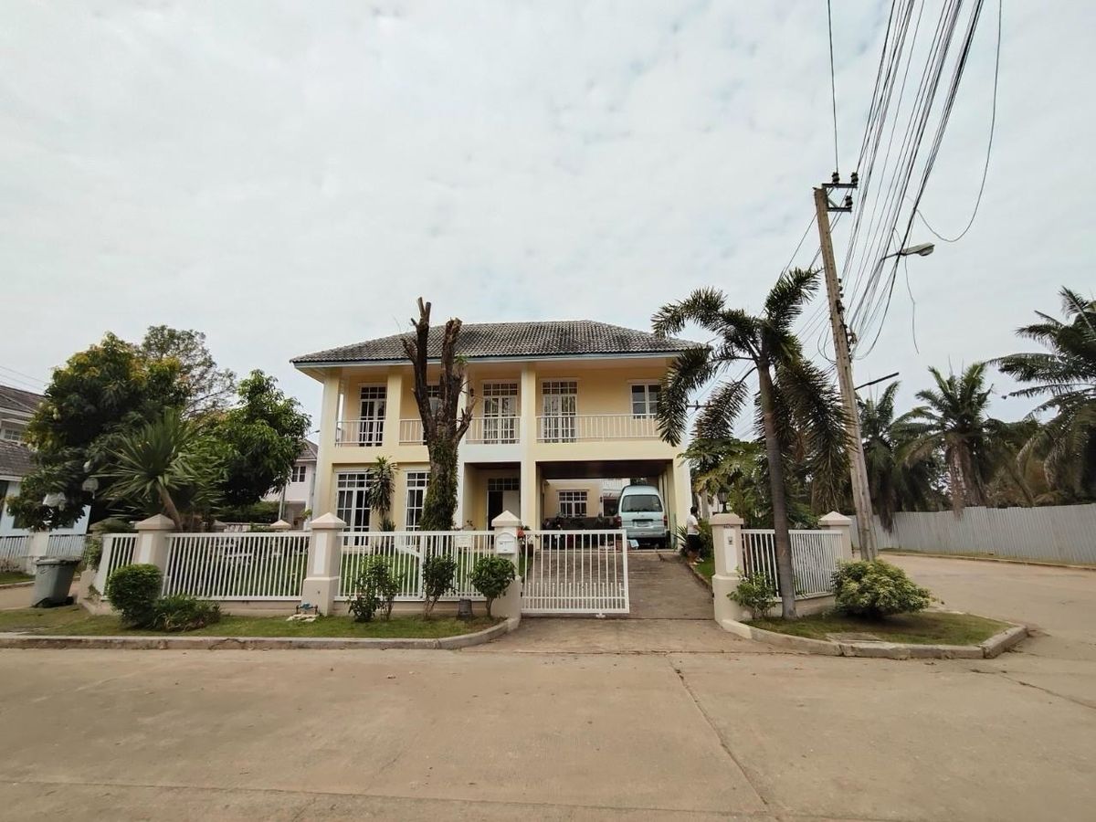 For RentHouseRama 2, Bang Khun Thian : 🏡 For Rent – Luxury Corner House at Thara Theva Rama 2 – Bangkradee Soi 43