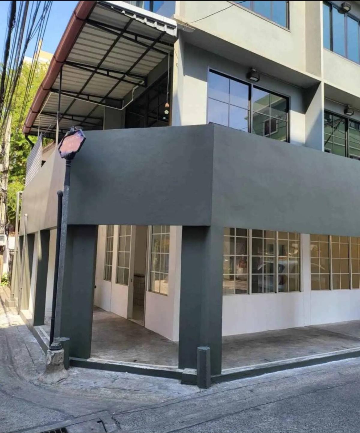 ขายอาคารพาณิชย์รัชดา ห้วยขวาง : ขายอาคารพาณิชย์ 3 ชั้น ซอยประชาสงเคราะห์ 29 ใกล้ มหาลัยหอการค้าไทย ห้องมุม รัชดาภิเษก เขต ดินแดง กรุงเทพ CX-133448