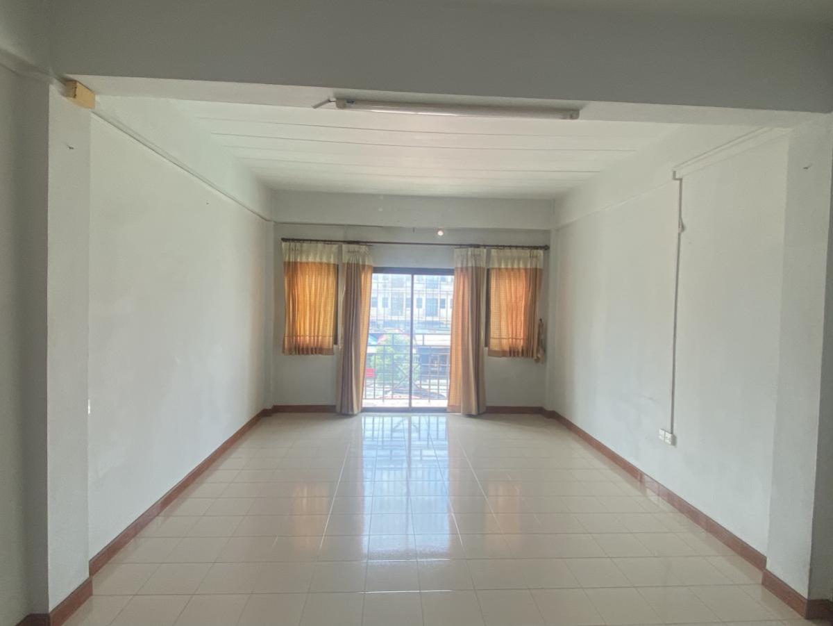 ขายอาคารพาณิชย์นนทบุรี บางใหญ่ บางบัวทอง : ขายอาคารพานิชย์ 3 ชั้น บางกรวย-ไทรน้อย นนทบุรี หน้ากว้าง บางบัวทอง บางบัวทอง นนทบุรี CX-133332