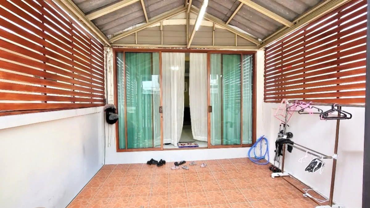 ขายทาวน์โฮมอ่อนนุช อุดมสุข : ขายทาวน์เฮ้าส์/ทาวน์โฮม  เดอะบัลโคนี่ โฮม หน้ากว้าง สวนหลวง เขต ประเวศ กรุงเทพ CX-133398