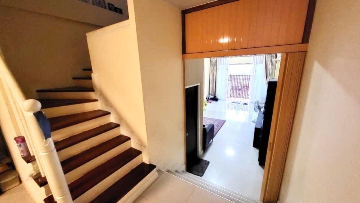 ขายทาวน์โฮมอ่อนนุช อุดมสุข : ขายทาวน์เฮ้าส์/ทาวน์โฮม  เดอะบัลโคนี่ โฮม หน้ากว้าง สวนหลวง เขต ประเวศ กรุงเทพ CX-133398