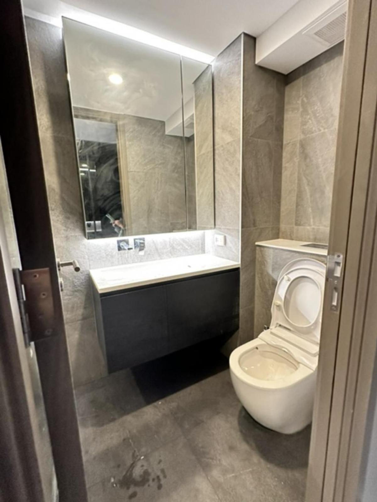 For SaleCondoRama9, Petchburi, RCA : For Sale Condo , Siamese Rama 9 (Landmark @MRTA Station) , Huai Khwang , Bang Kapi , Bangkok , CX-105252