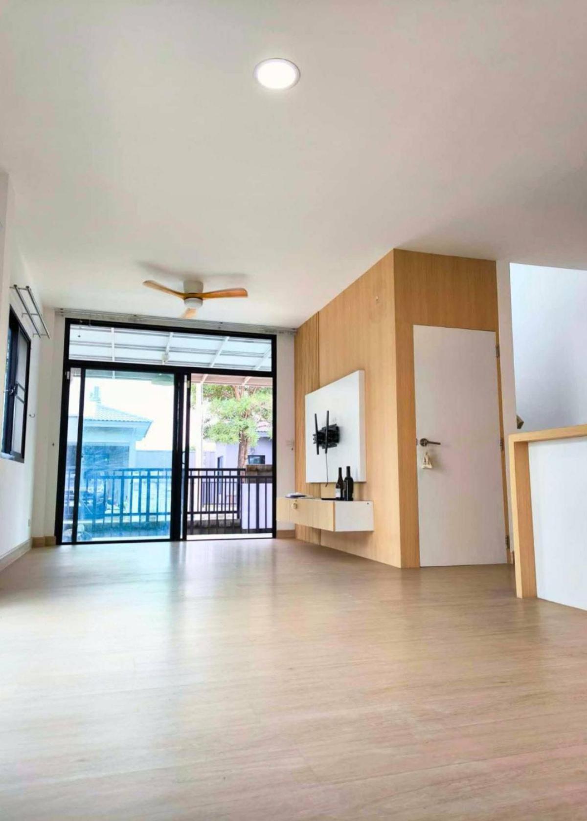 ขายบ้านนวมินทร์ รามอินทรา : ขายบ้านเดี่ยว คาซ่าวิลล์ วงแหวน-จตุโชติ ( Q-House) สามวาตะวันตก เขต คลองสามวา กรุงเทพ CX-133323