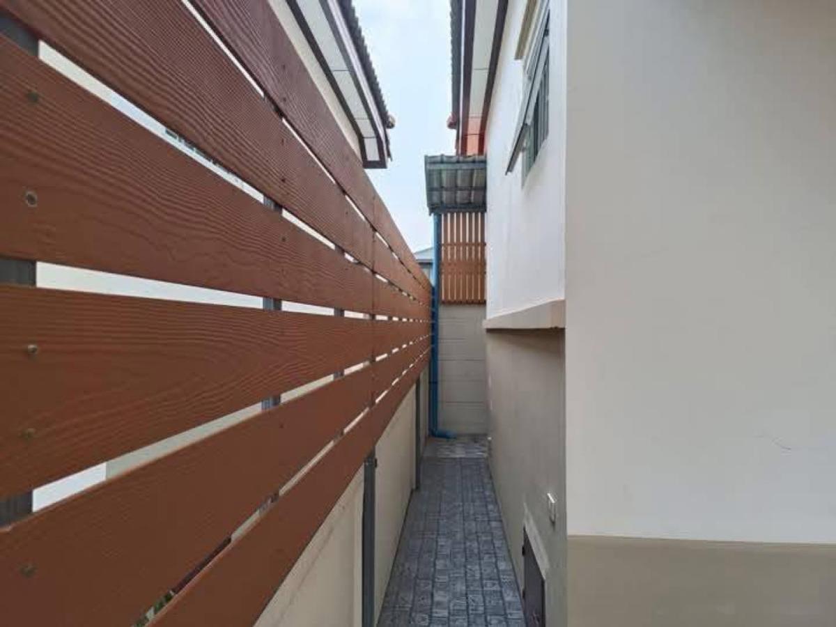 ขายบ้านปทุมธานี รังสิต ธรรมศาสตร์ : ขายบ้าน  หมู่บ้านฐานมั่นคง คลอง 2  อ.คลองหลวง จ.ปทุมธานี CX-133263