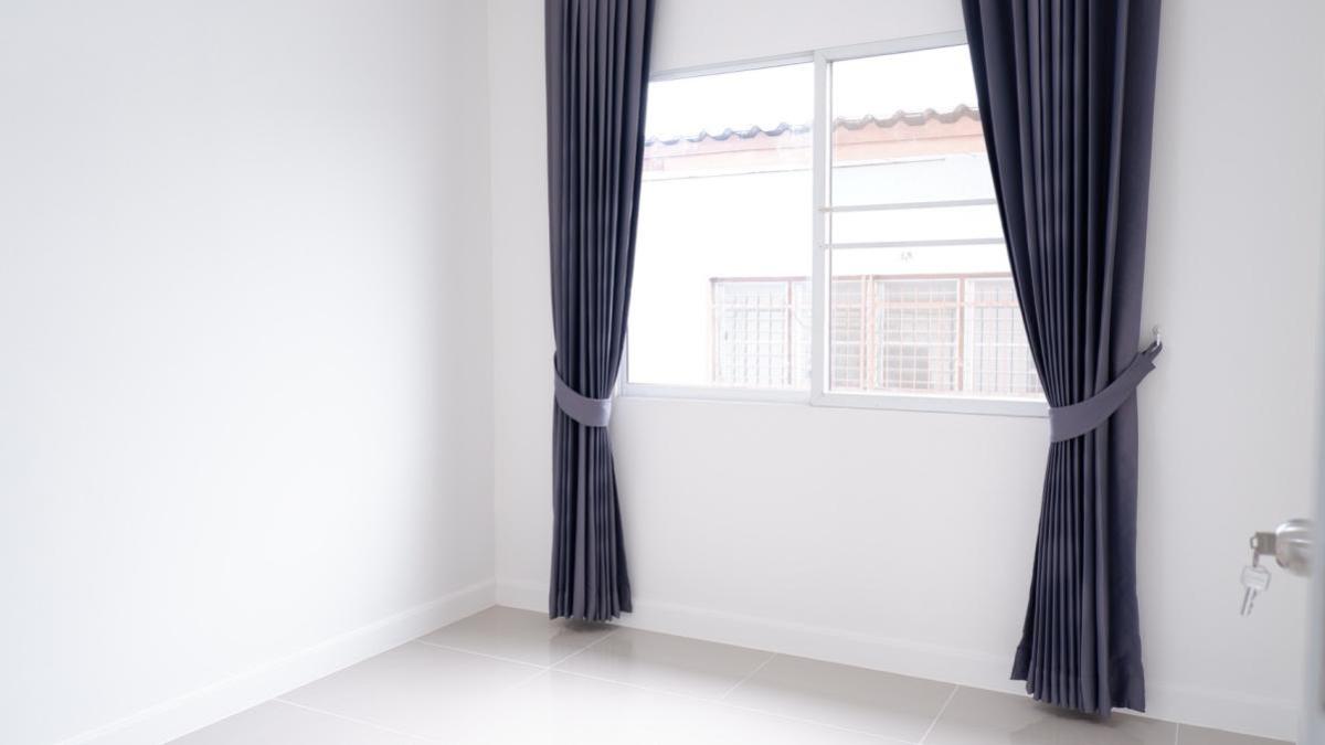 ขายทาวน์โฮมปทุมธานี รังสิต ธรรมศาสตร์ : ขายทาวน์เฮ้าส์/ทาวน์โฮม  เดอะทรัสต์ ทาวน์โฮม รังสิต-คลอง 1 หน้ากว้าง รีโนเวทใหม่ ประชาธิปัตย์ ธัญบุรี ปทุมธานี CX-133252