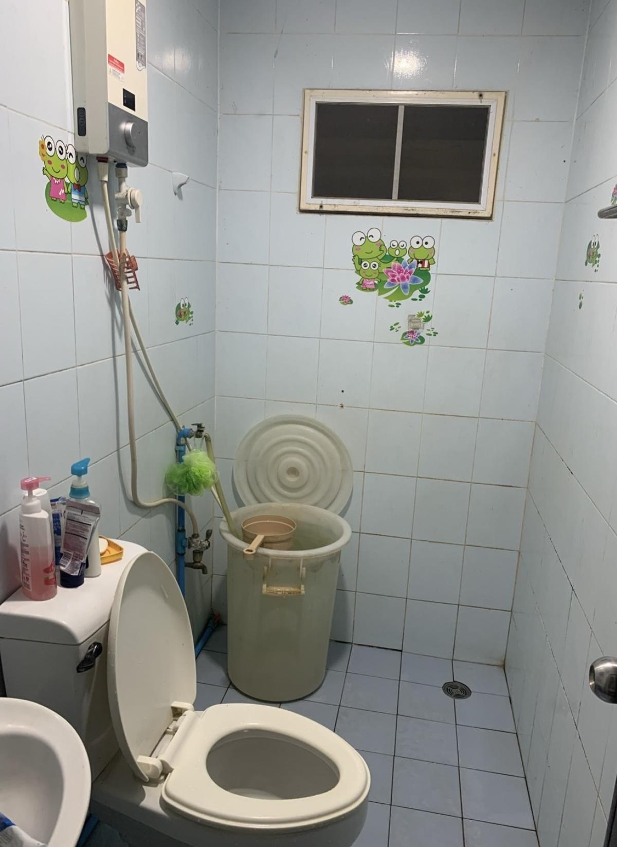 ขายทาวน์โฮมปทุมธานี รังสิต ธรรมศาสตร์ : ขายทาวน์เฮ้าส์/ทาวน์โฮม  บ้านเบญจรัตน์ เอราวัณ 2 คลองสอง คลองหลวง ปทุมธานี CX-133231