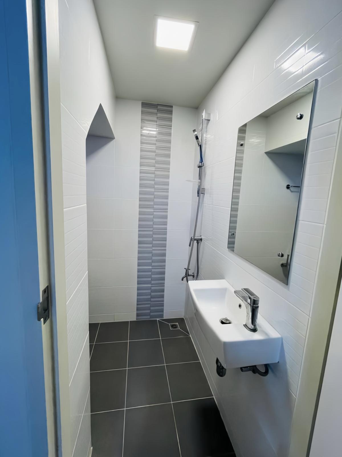 ขายทาวน์โฮมมหาชัย สมุทรสาคร : ขายสิริ เพลส เพชรเกษม - สาย4 สวนหลวง กระทุ่มแบน สมุทรสาคร CX-133075