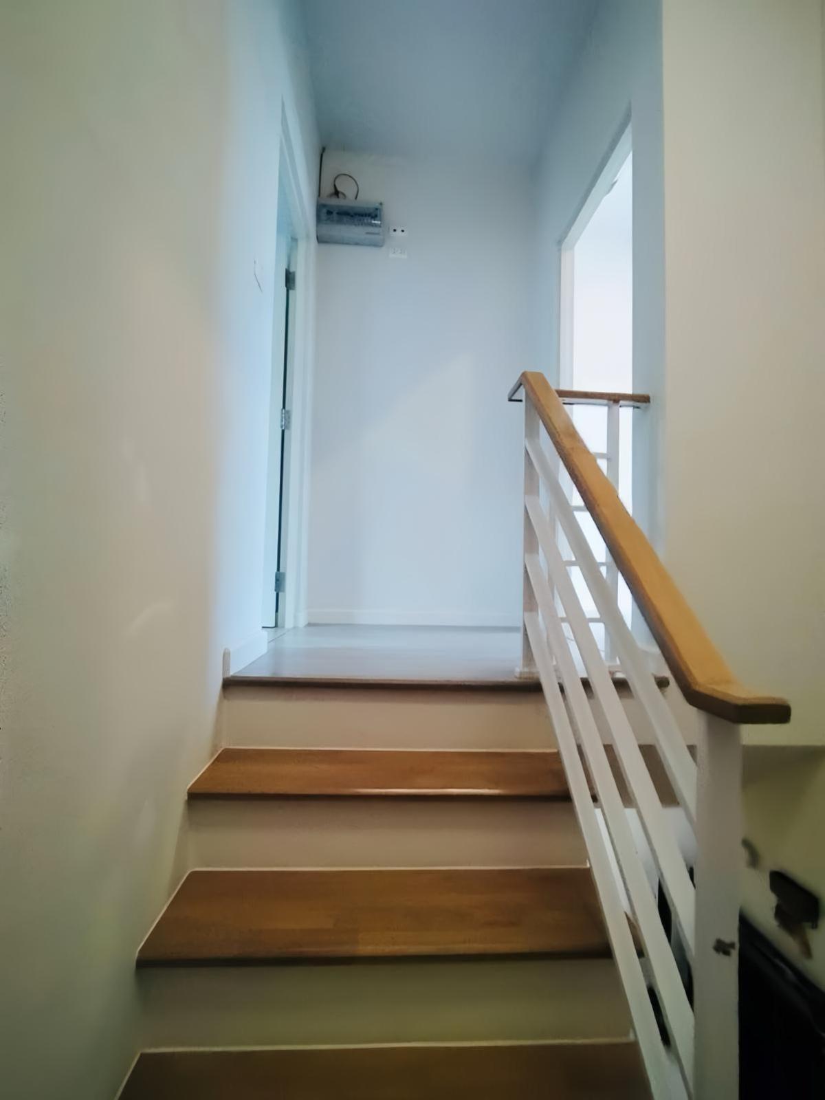 ขายทาวน์โฮมมหาชัย สมุทรสาคร : ขายสิริ เพลส เพชรเกษม - สาย4 สวนหลวง กระทุ่มแบน สมุทรสาคร CX-133075