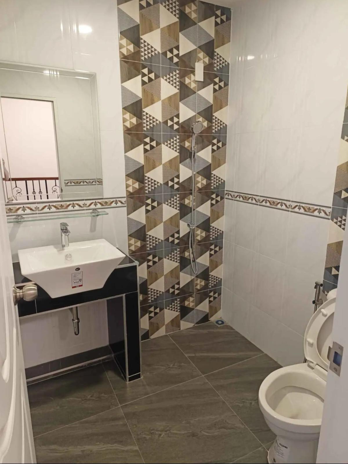 ขายทาวน์โฮมวิภาวดี ดอนเมือง หลักสี่ : ขายทาวน์เฮ้าส์/ทาวน์โฮม  ไตร สรณคมณ์ โฮม สีกัน เขต ดอนเมือง กรุงเทพ CX-133200