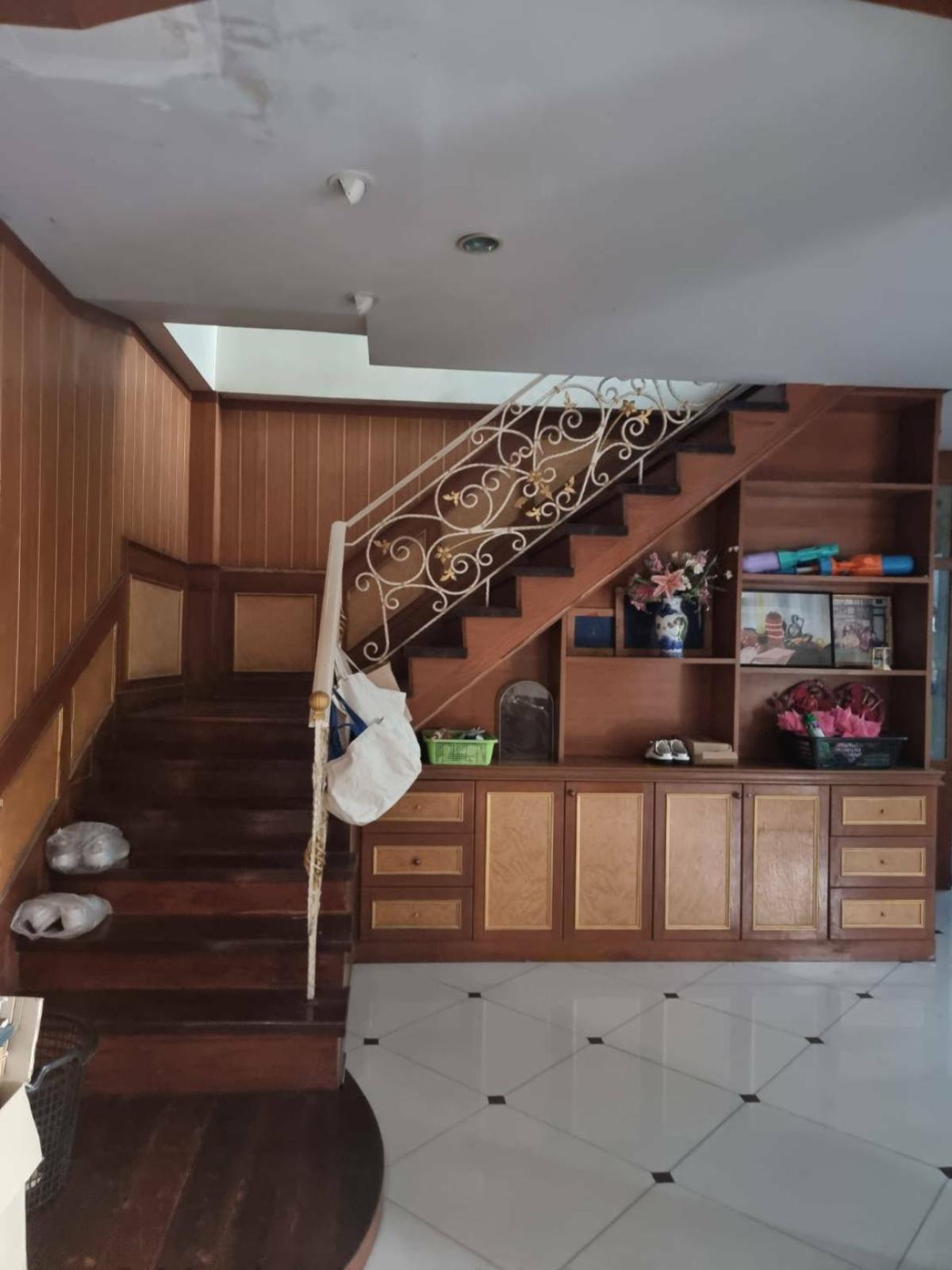 ขายบ้านระยอง : ขายบ้านเดี่ยว 2 ชั้น พร้อมที่ดินแปลงใหญ่ ใจกลางเมืองระยอง CX-133174