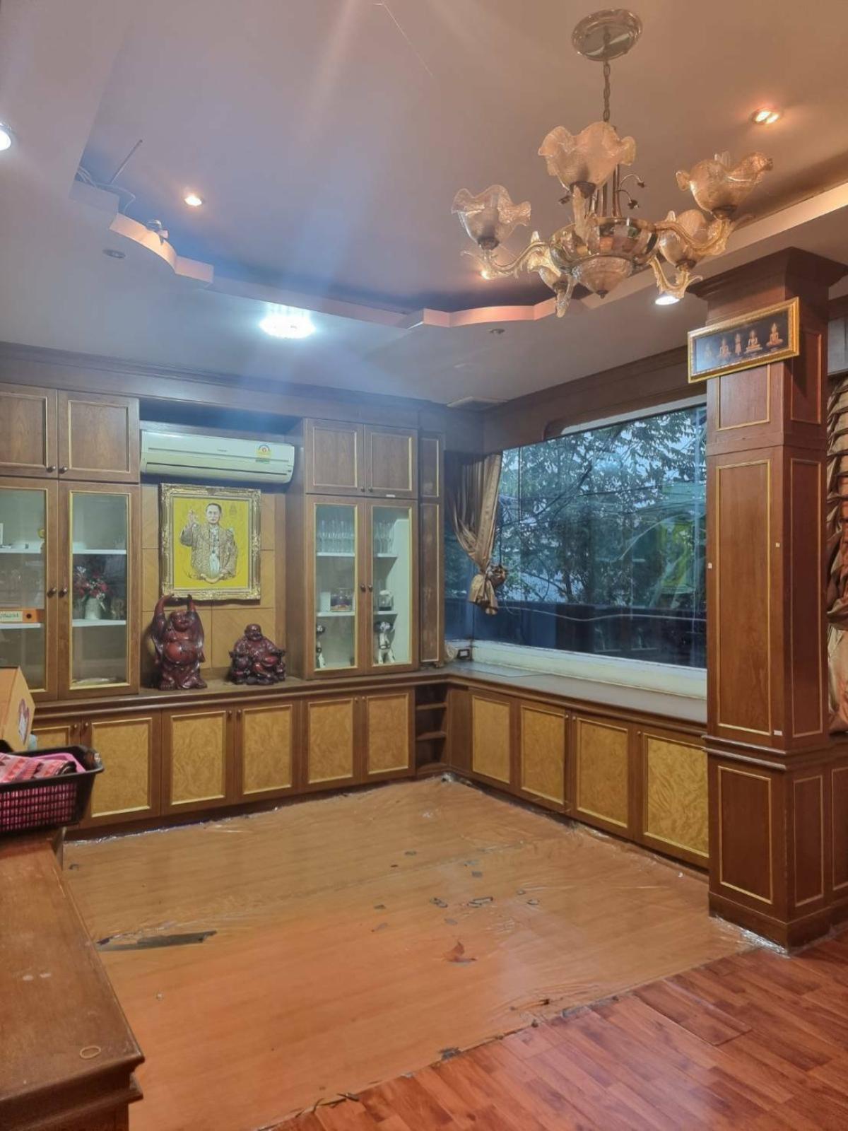 ขายบ้านระยอง : ขายบ้านเดี่ยว 2 ชั้น พร้อมที่ดินแปลงใหญ่ ใจกลางเมืองระยอง CX-133174