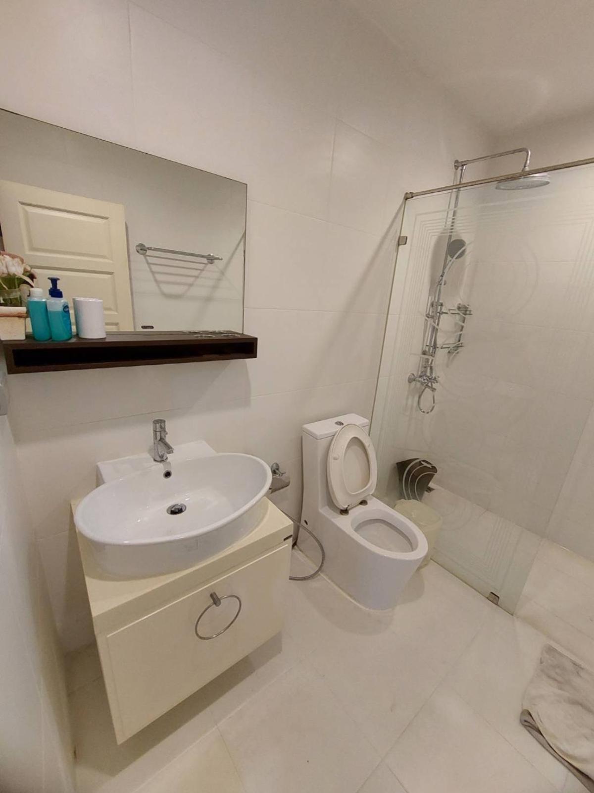 ขายคอนโดพระราม 9 เพชรบุรีตัดใหม่ RCA : ขายคอนโด  พีจี พระราม9 MRT-พระราม 9 ห้วยขวาง เขต ห้วยขวาง กรุงเทพ CX-131269