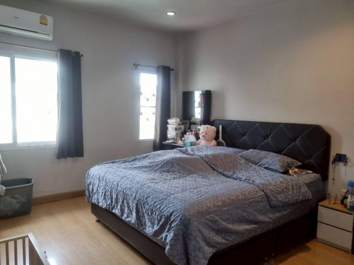 ขายทาวน์โฮมพระราม 5 ราชพฤกษ์ บางกรวย : ขายทาวน์เฮ้าส์/ทาวน์โฮม  ปริญลักษณ์ ไลท์ พระราม 5 บางกร่าง เมืองนนทบุรี นนทบุรี CX-133072