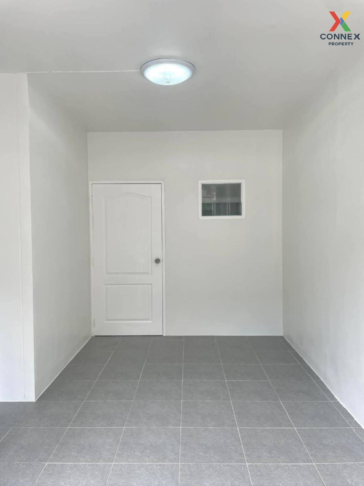 For SaleTownhomePathum Thani,Rangsit, Thammasat : For Sale Townhouse/Townhome  , Baan Pruksa 13 Rangsit khong 3 , Khlong Sam , khlong Luang , Pathum Thani , CX-132833