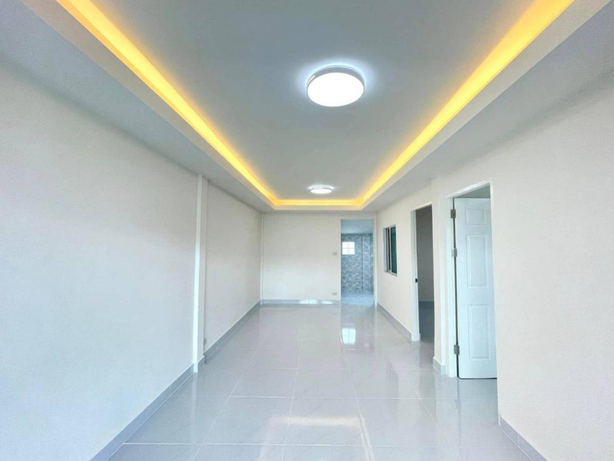 ขายทาวน์โฮมแจ้งวัฒนะ เมืองทอง : ขายทาวน์เฮาส์  หมู่บ้านทรายทองนิเวศน์  รีโนเวทใหม่ ท่าทราย เมืองนนทบุรี นนทบุรี CX-132849