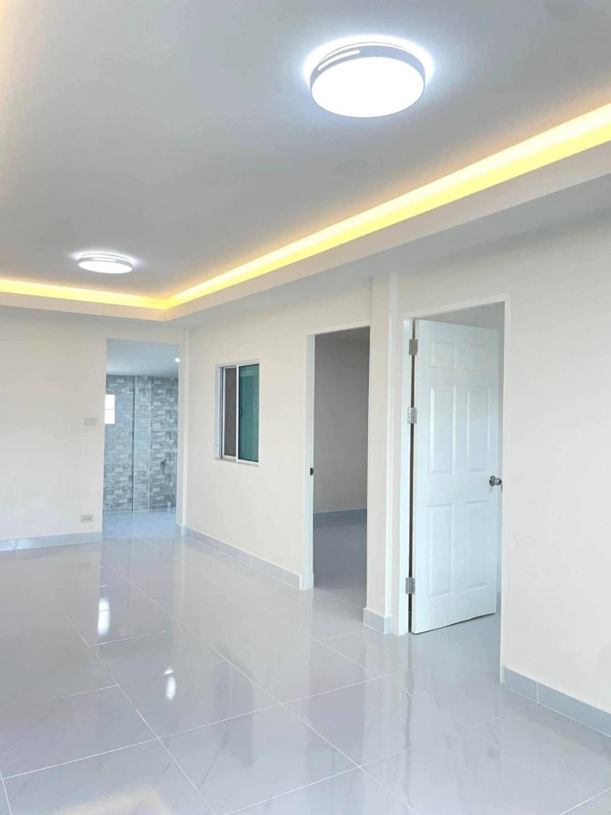 ขายทาวน์โฮมแจ้งวัฒนะ เมืองทอง : ขายทาวน์เฮาส์  หมู่บ้านทรายทองนิเวศน์  รีโนเวทใหม่ ท่าทราย เมืองนนทบุรี นนทบุรี CX-132849