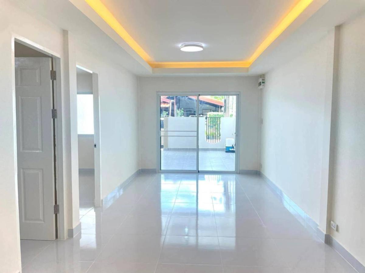 ขายทาวน์โฮมแจ้งวัฒนะ เมืองทอง : ขายทาวน์เฮาส์  หมู่บ้านทรายทองนิเวศน์  รีโนเวทใหม่ ท่าทราย เมืองนนทบุรี นนทบุรี CX-132849