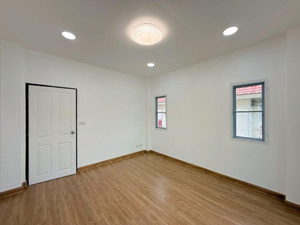 ขายบ้านมหาชัย สมุทรสาคร : ขายบ้าน  นาราวัลย์ เอกชัย รีโนเวทใหม่ บางน้ำจืด เมืองสมุทรสาคร สมุทรสาคร CX-132978