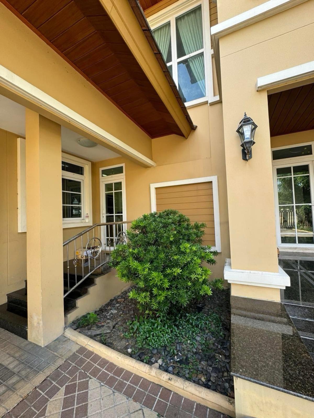 ขายบ้านวงเวียนใหญ่ เจริญนคร : ขายซอยสมเด็จพระเจ้าตากสิน 4 บางยี่เรือ เขต ธนบุรี กรุงเทพ CX-132973