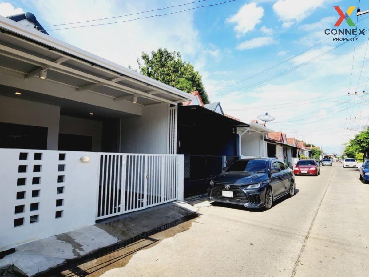 For SaleTownhomePathum Thani,Rangsit, Thammasat : For Sale Townhouse/Townhome  , Baan Samphan Villa Lamlukka Klong 3 , newly renovated , Khu Khot , Lam Luk Ka , Pathum Thani , CX-133011
