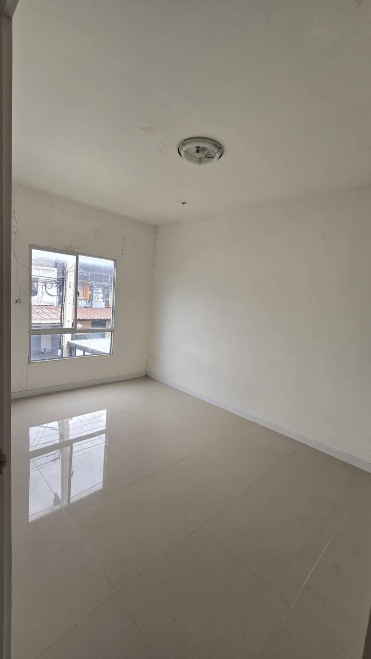 For SaleTownhomePathum Thani,Rangsit, Thammasat : For Sale Townhouse/Townhome  , Baan Pruksa Rungsit - Klong 3 64/2 , Khlong Sam , khlong Luang , Pathum Thani , CX-131682