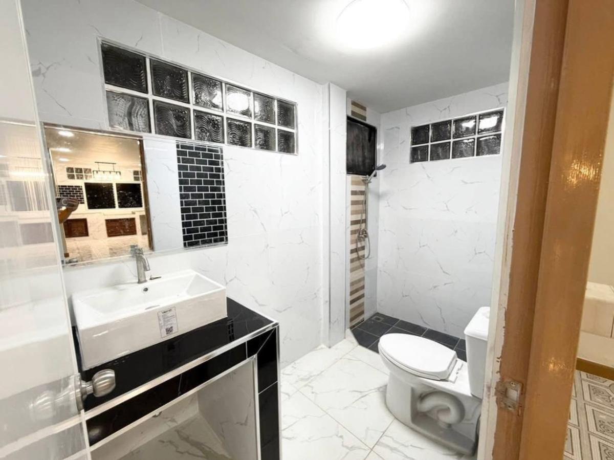 ขายบ้านเอกชัย บางบอน : ขายบ้าน  เพชรมณฑลกรีน บางบอน 5 หน้ากว้าง รีโนเวทใหม่ หนองแขม เขต หนองแขม กรุงเทพ CX-133046