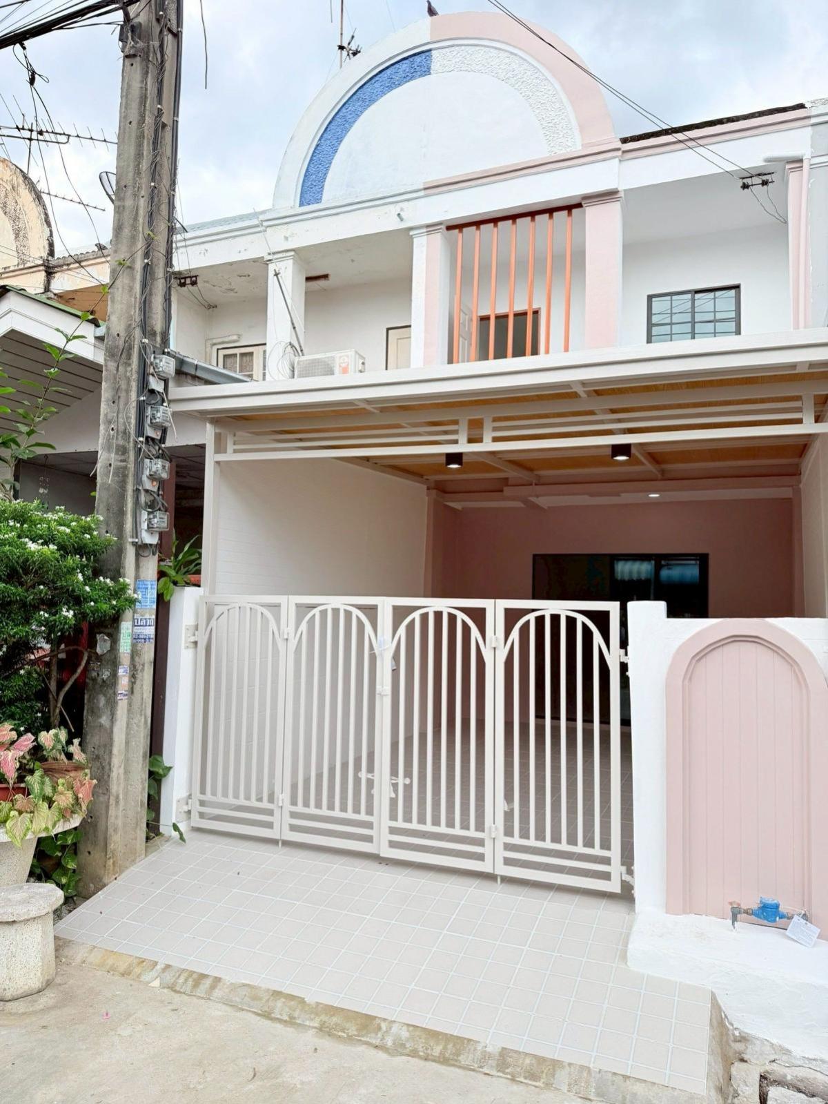 ขายทาวน์โฮมนวมินทร์ รามอินทรา : ขายทาวน์เฮ้าส์/ทาวน์โฮม  บ้านมารวย บางเขน 1 หน้ากว้าง รีโนเวทใหม่ สายไหม เขต สายไหม กรุงเทพ CX-133037