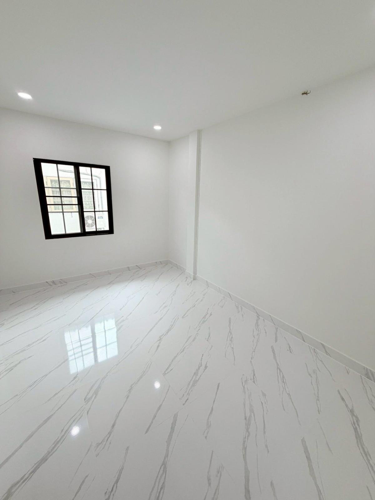 ขายทาวน์โฮมนวมินทร์ รามอินทรา : ขายทาวน์เฮ้าส์/ทาวน์โฮม  บ้านมารวย บางเขน 1 หน้ากว้าง รีโนเวทใหม่ สายไหม เขต สายไหม กรุงเทพ CX-133037