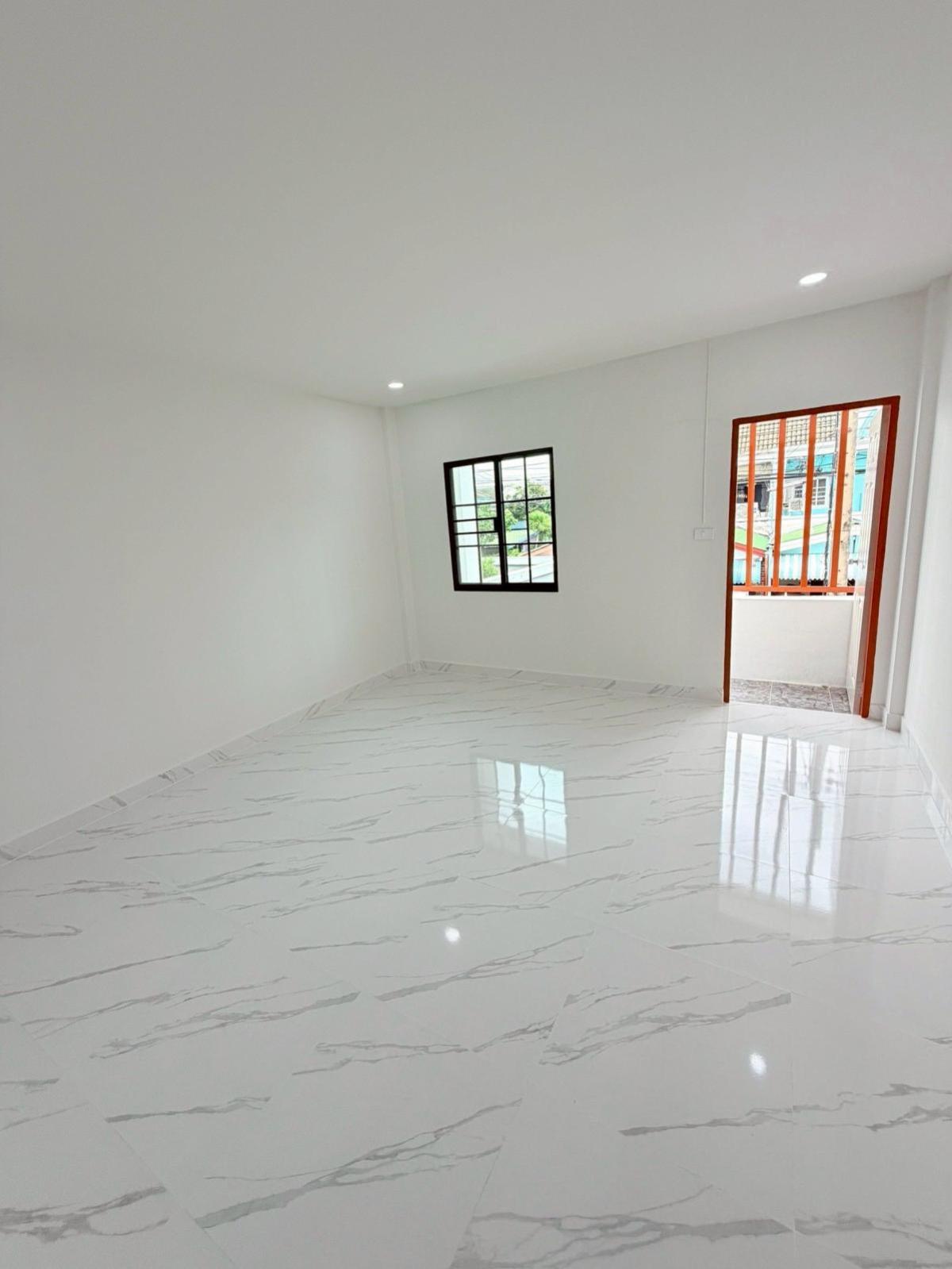 ขายทาวน์โฮมนวมินทร์ รามอินทรา : ขายทาวน์เฮ้าส์/ทาวน์โฮม  บ้านมารวย บางเขน 1 หน้ากว้าง รีโนเวทใหม่ สายไหม เขต สายไหม กรุงเทพ CX-133037