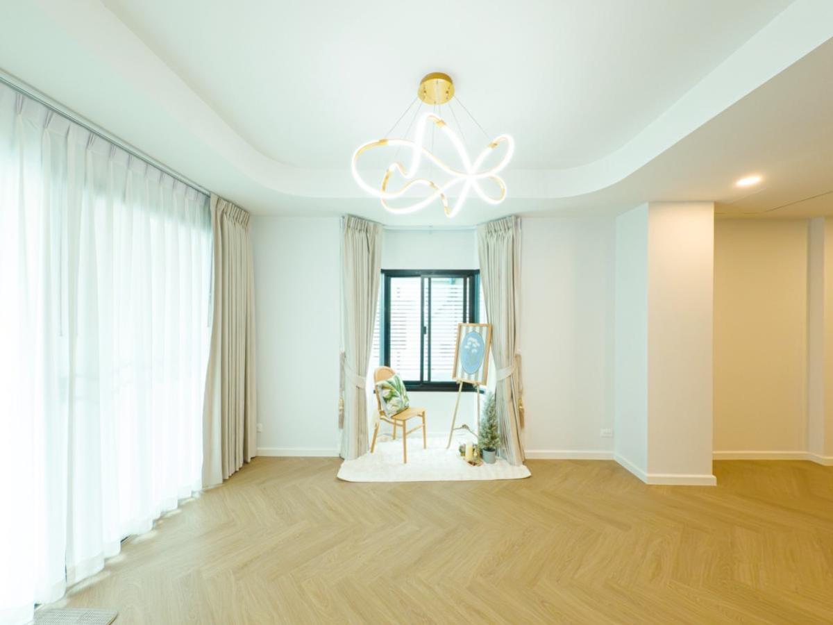 ขายบ้านลาดพร้าว101 แฮปปี้แลนด์ : ขายบ้าน  บ้านสินสุข รีโนเวทใหม่ คลองจั่น เขต บางกะปิ กรุงเทพ CX-132961