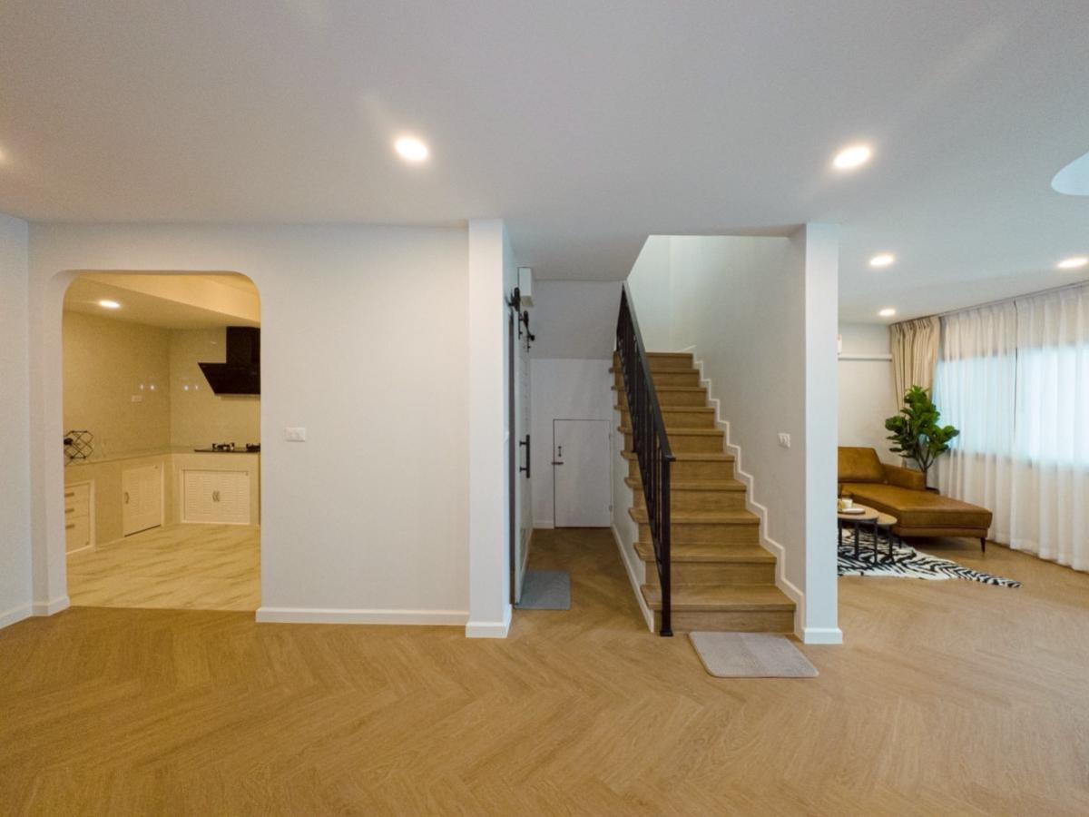 ขายบ้านลาดพร้าว101 แฮปปี้แลนด์ : ขายบ้าน  บ้านสินสุข รีโนเวทใหม่ คลองจั่น เขต บางกะปิ กรุงเทพ CX-132961