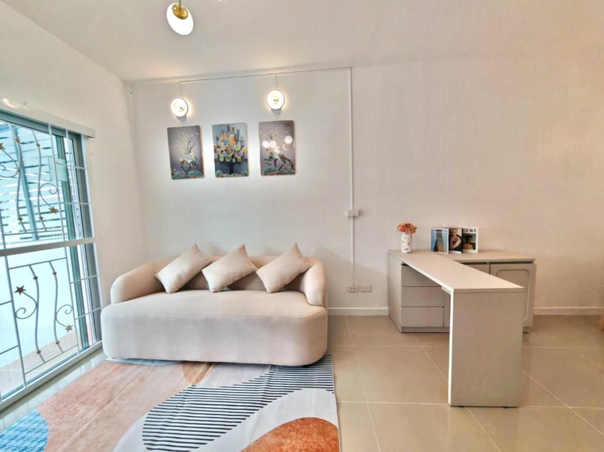 ขายทาวน์โฮมสมุทรปราการ สำโรง : ขายทาวน์เฮ้าส์/ทาวน์โฮม  บ้านพฤกษา 106 บางปู - ตำหรุ 2 หน้ากว้าง รีโนเวทใหม่ บางปูใหม่ เมืองสมุทรปราการ สมุทรปราการ CX-132818