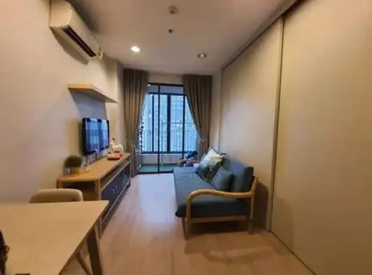 For RentCondoRatchathewi,Phayathai : RC101625 Condo for rent at Ideo Q Ratchathewi, only 300 meters from BTS Ratchathewi.